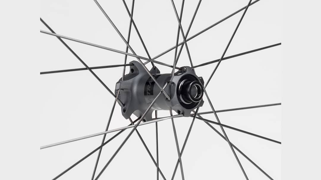 Bontrager Aeolus Pro 3 TLR Disc Road Wheel - Trek Bikes