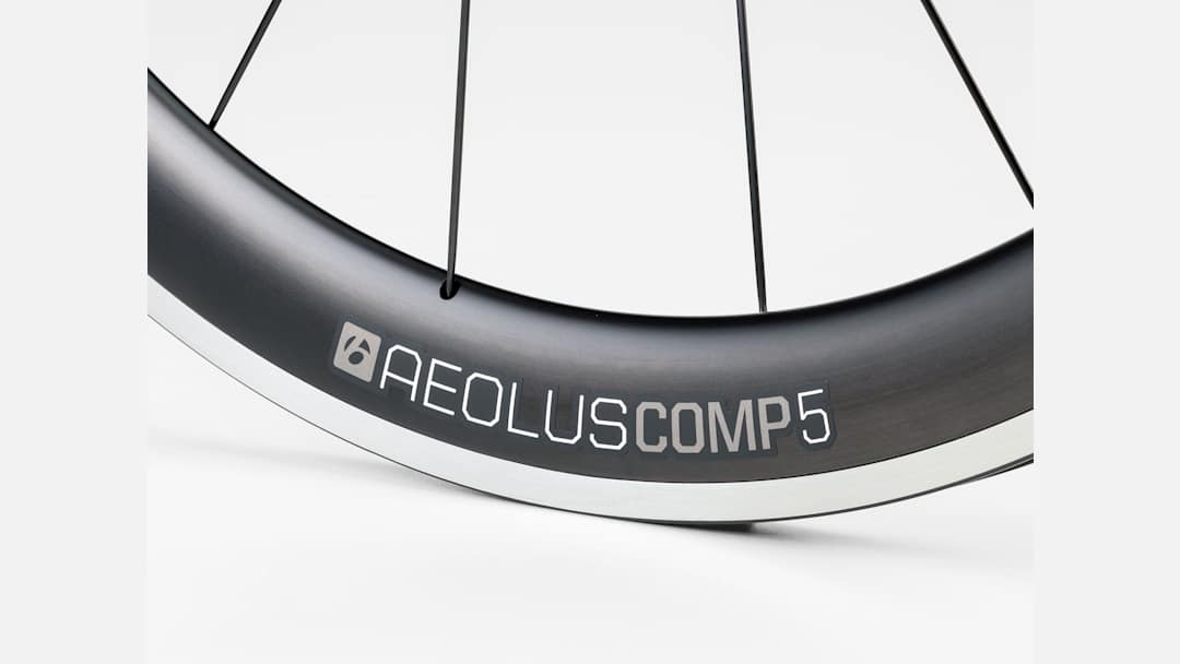 Bontrager Aeolus Comp 5 TLR Road Wheel - Trek Bikes