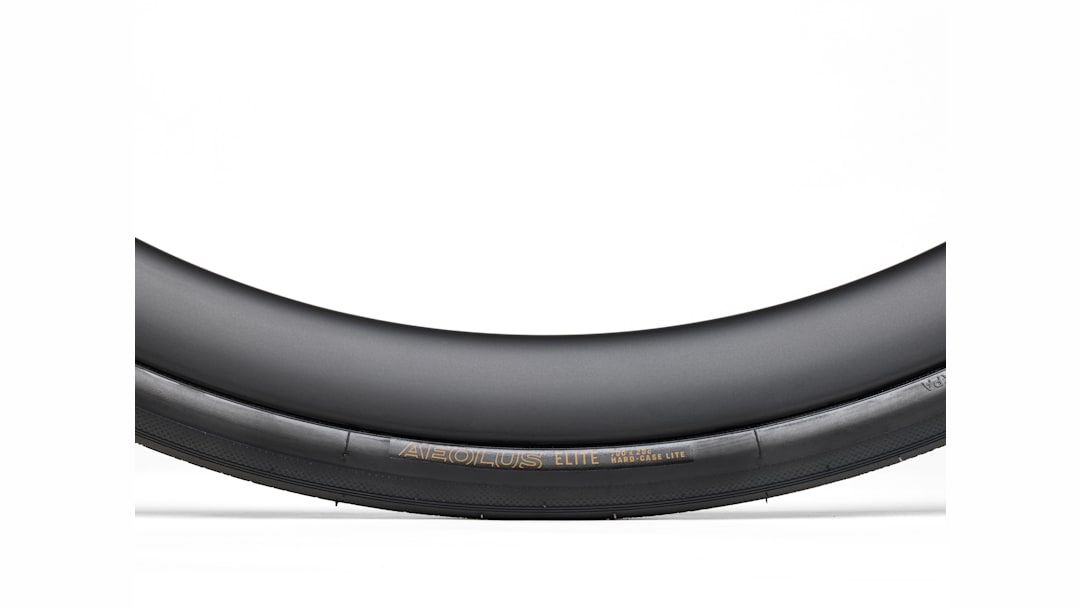 Bontrager Aeolus Elite Road Tire - Trek Bikes