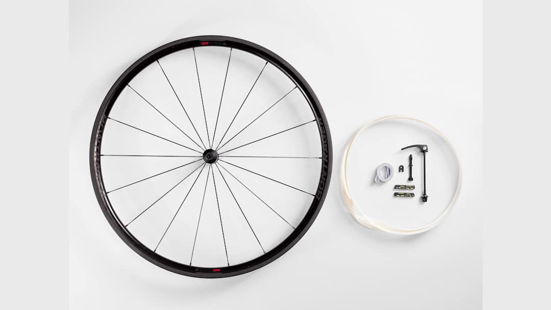 Bontrager Aeolus XXX 2 TLR Clincher ロードホイール - Trek Bikes (JP)
