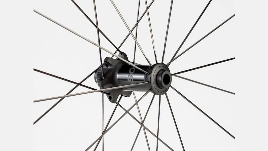 Bontrager Aeolus XXX 4 TLR Disc Clincher Road Wheel - Trek Bikes