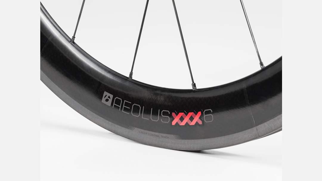 パーツ Aeolus XXX Tubular Bontrager Aeolus XXX 6 Tubular Road Wheel - Trek Bikes