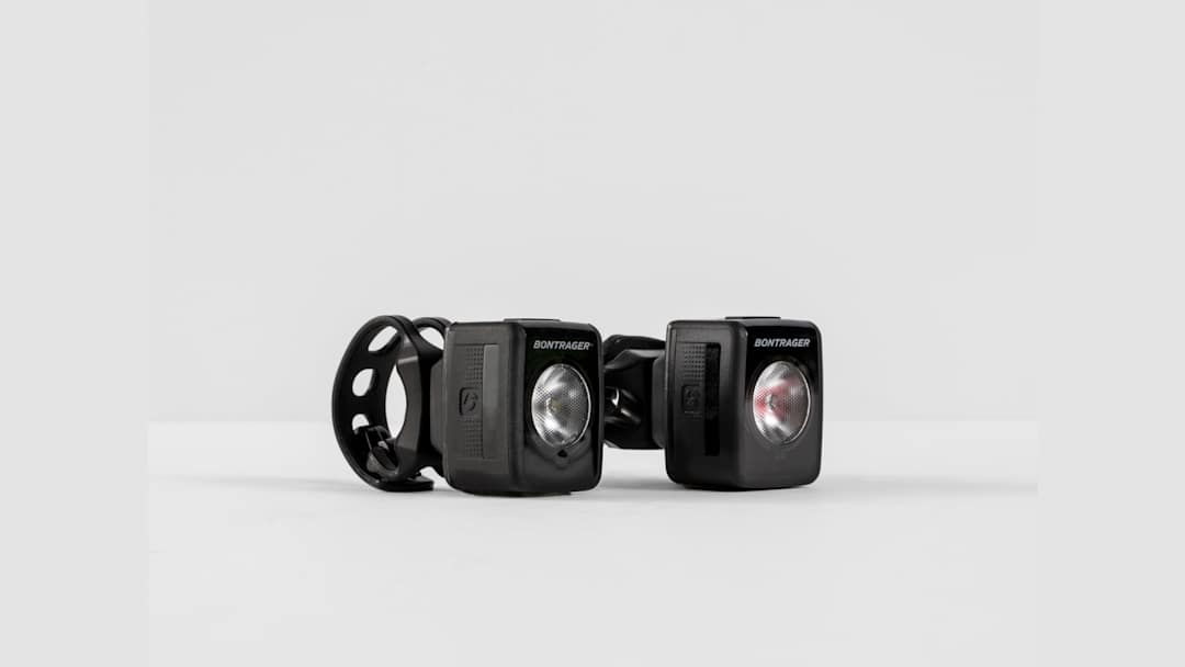 TREK USB充電式 200 Ion ブラックライト