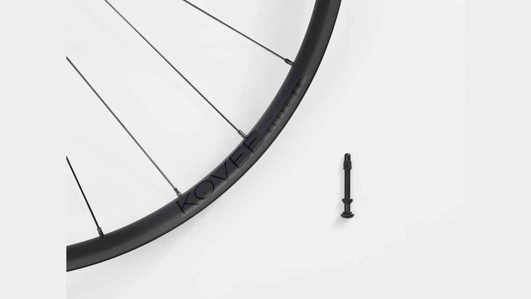 ボントレガー Kovee Elite 30 TLR Boost 29 MTB ホイール - Trek Bikes