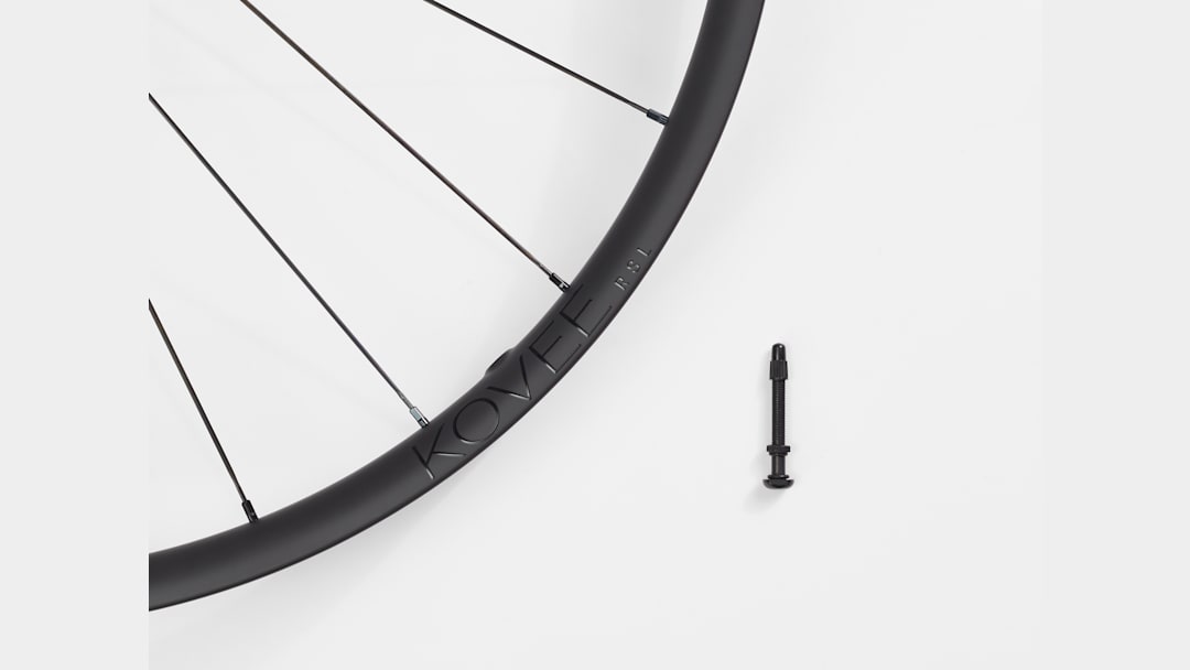MTB Bontrager boost 29er ホイールセット Bontrager Kovee RSL 30 TLR Boost 29 MTB Wheel - Electra Bikes