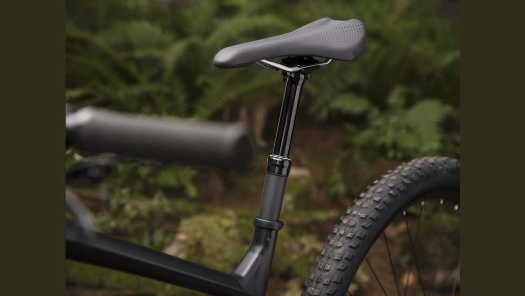 Bontrager Line Dropper Seatpost - Trek Bikes