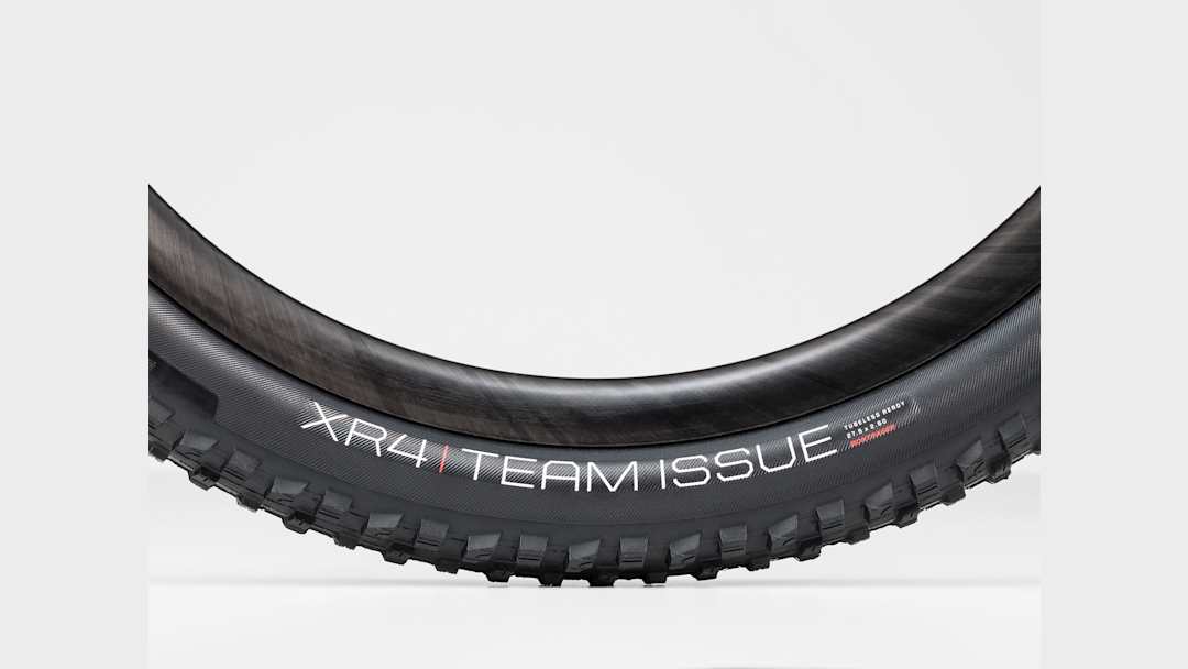 ボントレガー XR4 Team Issue 29 x 2.60（新車外し 2本） Bontrager XR4 Team Issue TLR MTB Tire - Trek Bikes