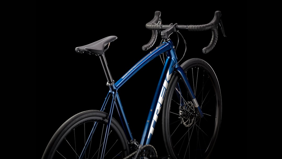 Trek DomaneAL2-Disc ブルー Domane AL 2 Gen 3 - Trek Bikes (CA)