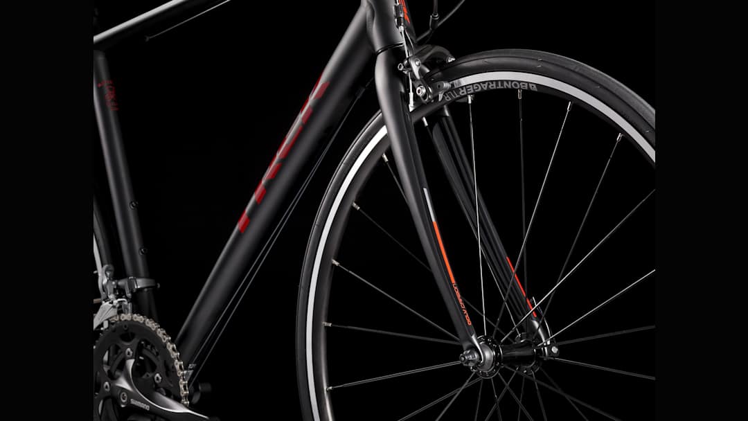 Domane AL 2 - Trek Bikes