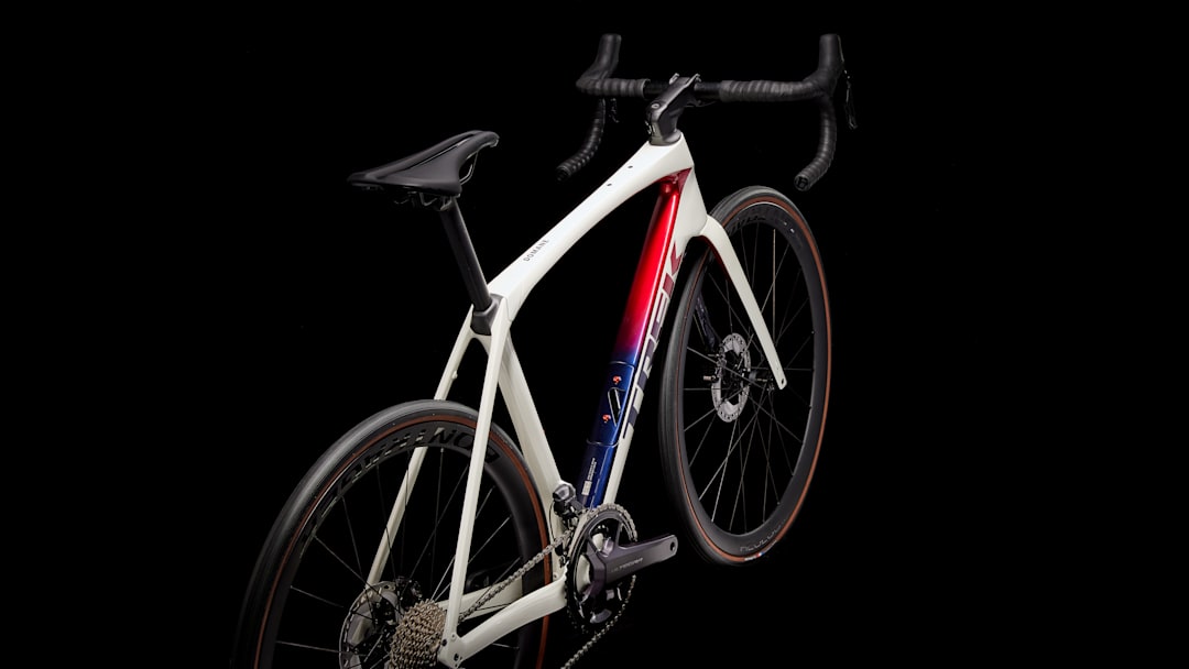 Domane SL 7 Gen 4 - Trek Bikes