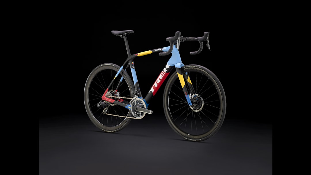 Domane SLR 9 AXS Gen 4 - Trek Bikes