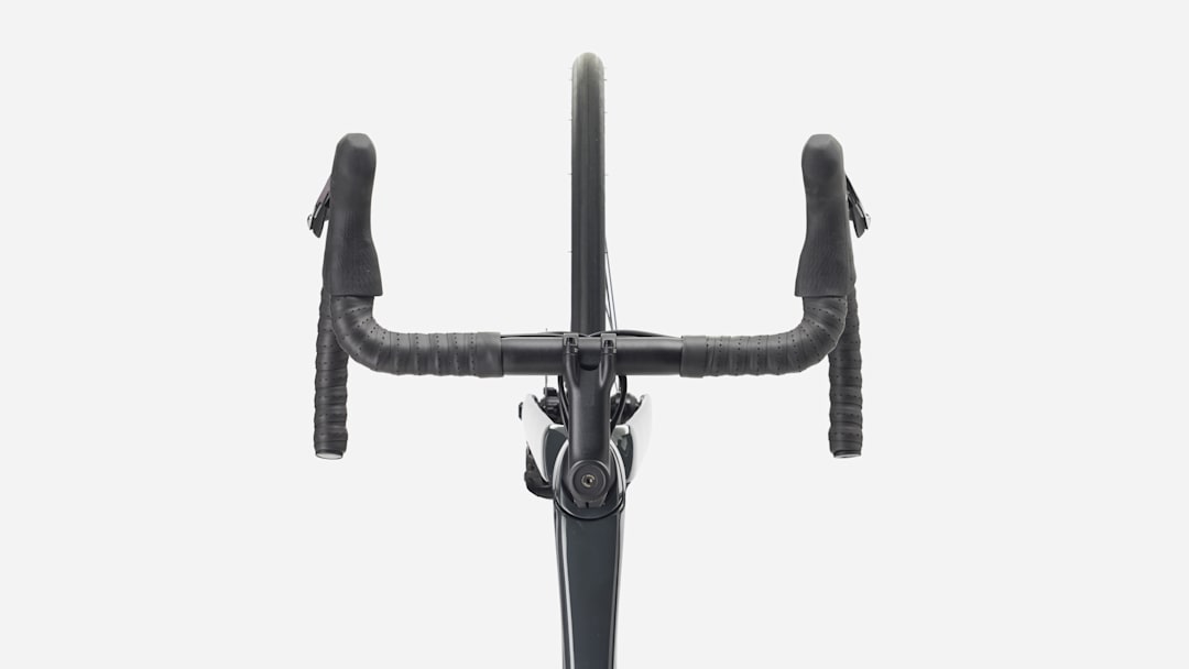 Émonda 軽量ロードバイク – Trek Bicycle (JP)