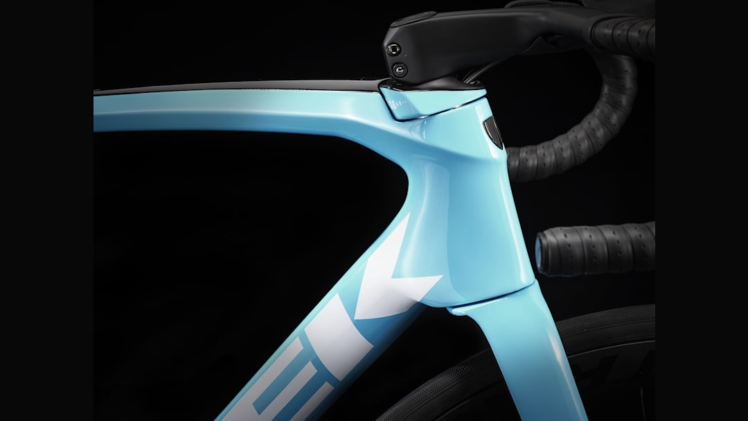 Émonda SLR 7 - Trek Bikes (JP)