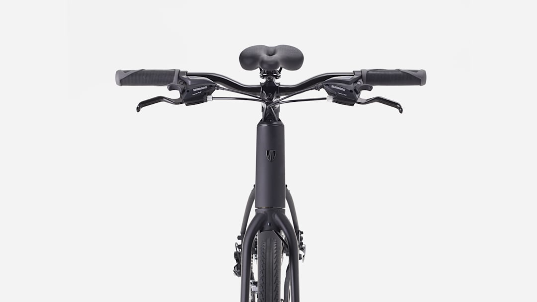 FX軽量クロスバイク – Trek Bikes (JP)