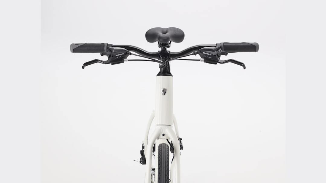 FX軽量クロスバイク – Trek Bikes (JP)