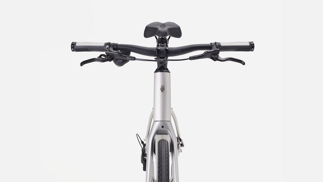FX軽量クロスバイク – Trek Bikes (JP)