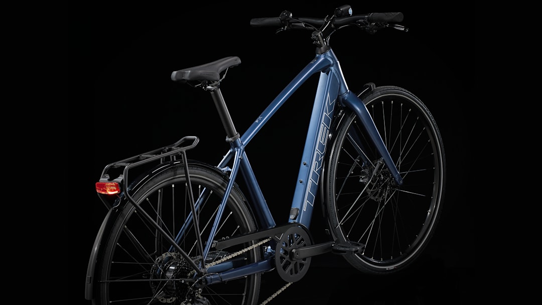 FX+ 2 - Trek Bikes (JP)