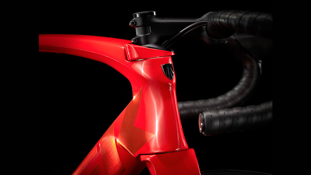 Madone SL 6 Gen 6 - Trek Bikes