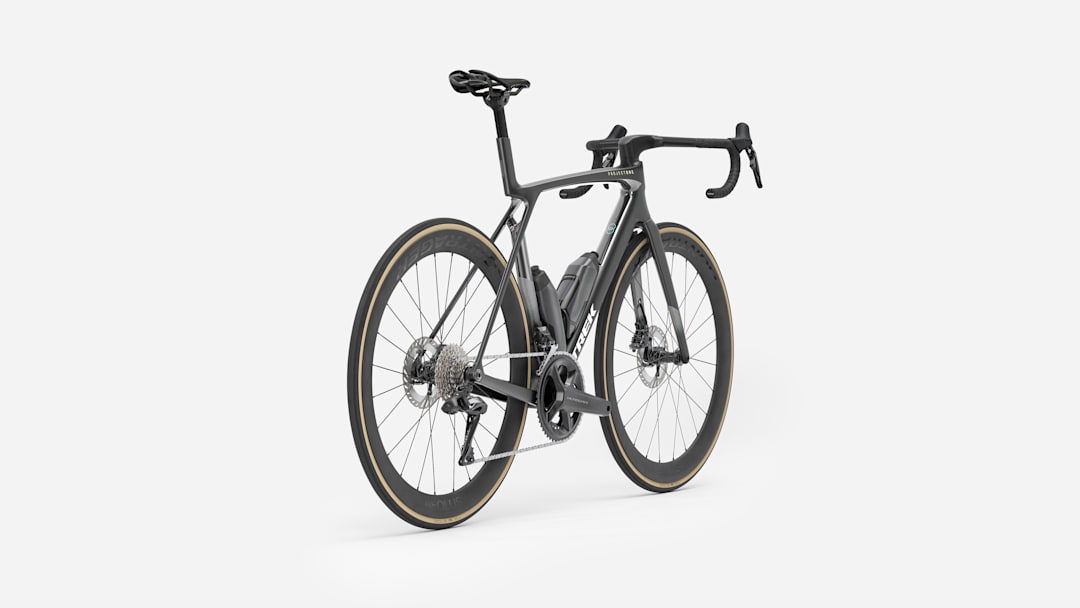 Madone Performance Road Bikes - Trek Bikes