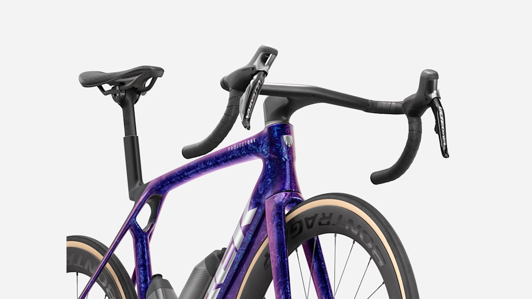 Madone 軽量エアロレースバイク - ラインアップを見る (JP)