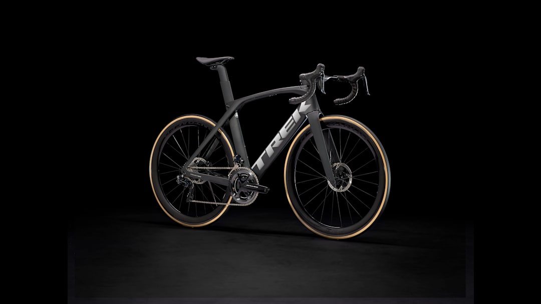Madone SLR 9 Gen 6 - Trek Bikes (JP)