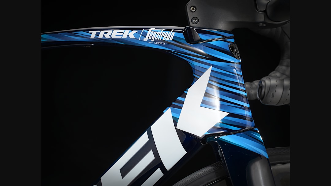 Madone SLR 9 Gen 6 - Trek Bikes
