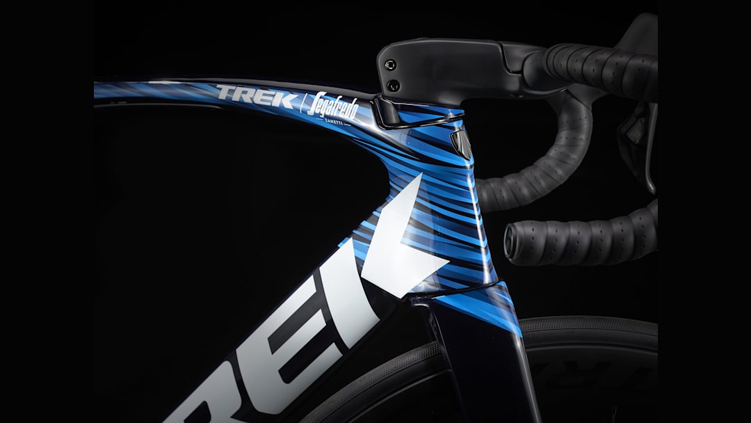Madone SLR 9 AXS Gen 6 - Trek Bikes
