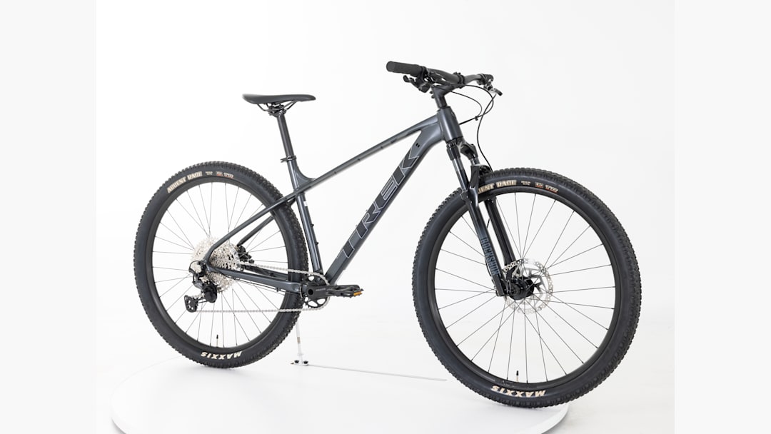 X-Caliber 8 - 2023, Large - Trek Bikes