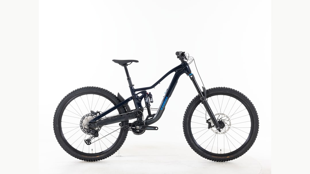 Slash 8 Gen 6 - 2025, Small - Trek Bikes