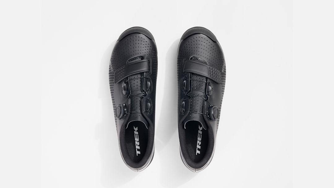 Trek Forayマウンテンバイクシューズ　42サイズ(27cm) Trek Foray Wide Mountain Bike Shoe - Trek Bikes