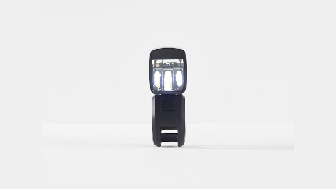 Trek Commuter Comp R Front Bike Light - Trek Bikes