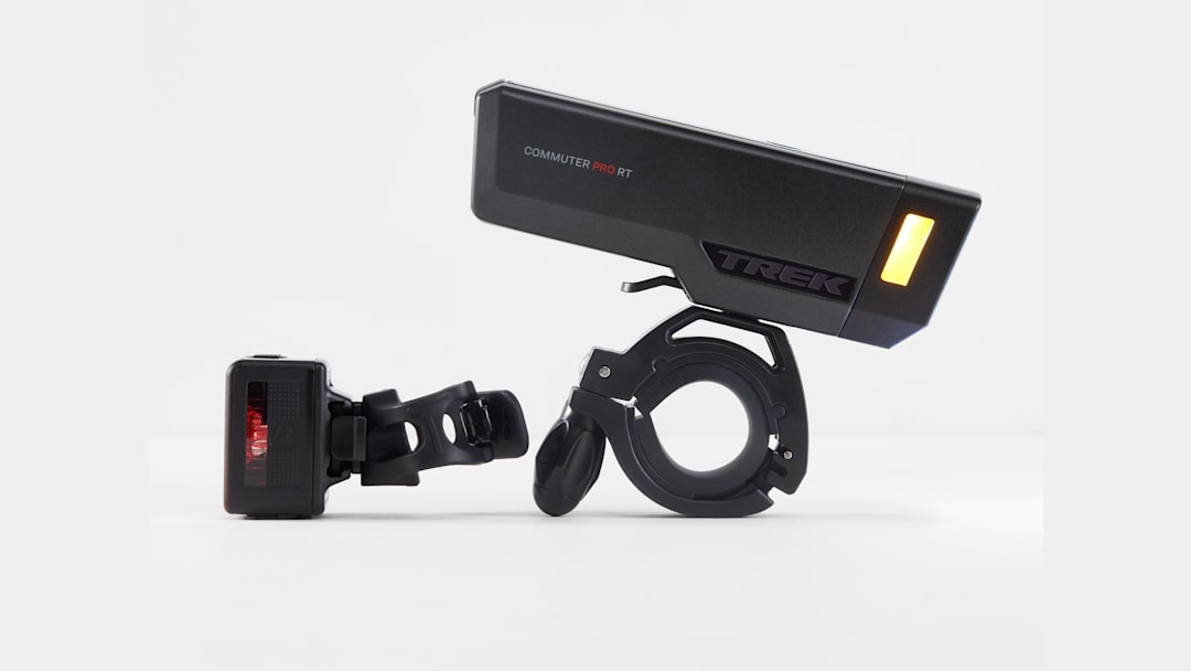 Trek Commuter Pro RT Flare RT Bike Light Set - Trek Bikes