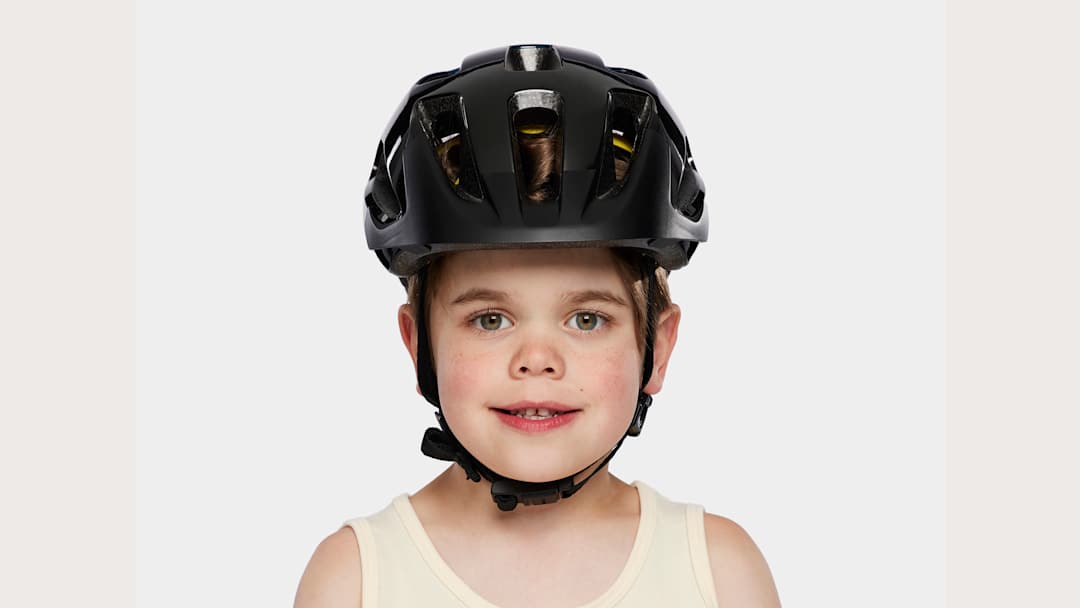 bike helmet boy Kids Full-Face Cartoon for Boys and Girls, Pink / M Designed for riders ages 1 and up Dial fit system allows for precise adjustments and enables helmet to grow with your child Thousand Jr. Kids Helmet -
