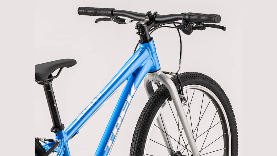 TREK WAHOO 700C アルミ 24速 400mm 油圧式クロスバイク TREK WAHOO