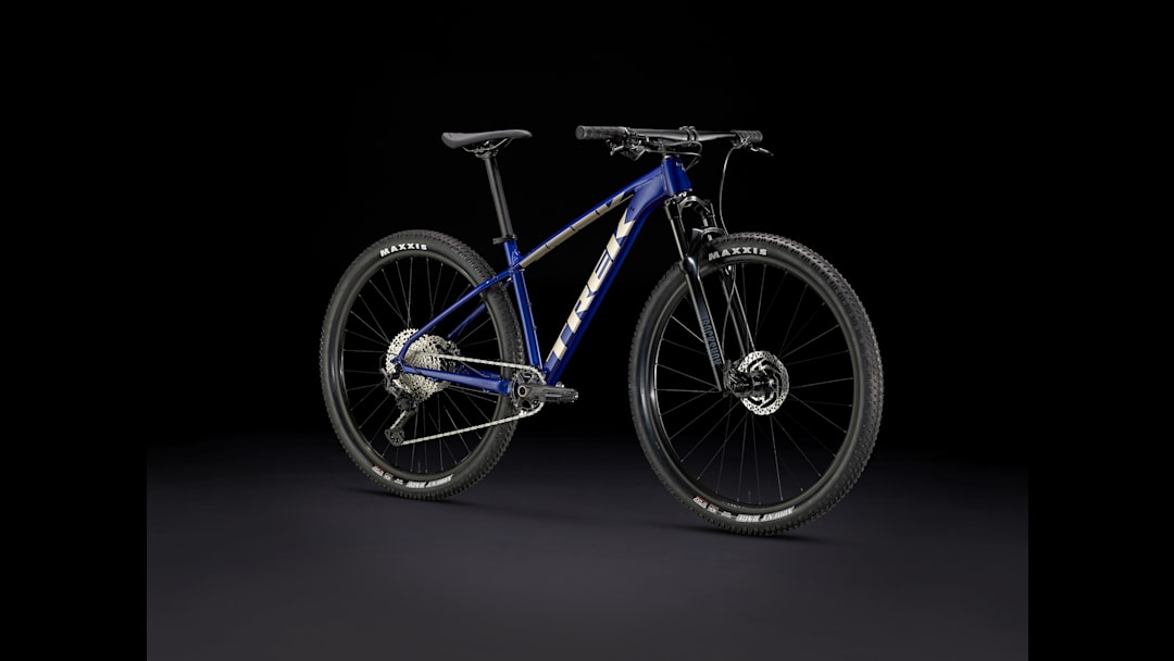 X-Caliber 8 - Trek Bikes (JP)