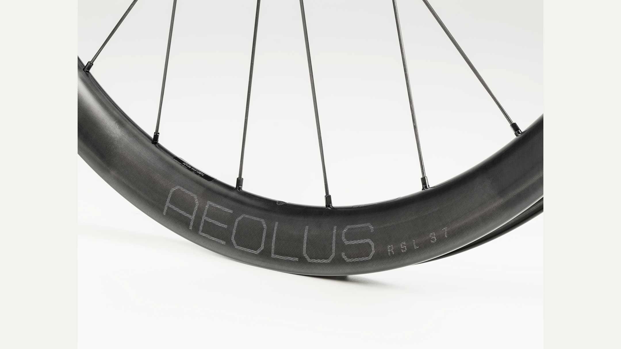 パーツ Bontrager Aeolus rsl37 Bontrager Aeolus RSL 37 TLR Disc Road Wheel - Trek Bikes