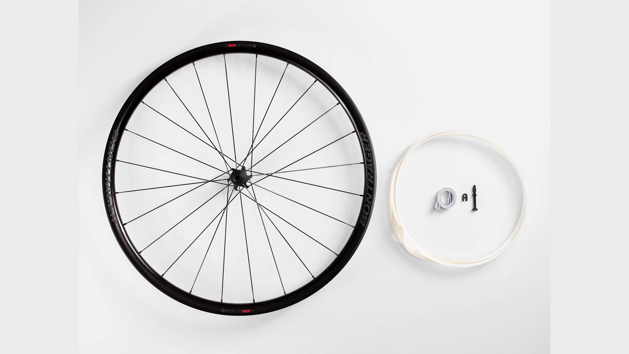 Bontrager Aeolus XXX 2 TLR Disc Clincher Road Wheel - Trek Bikes (JP)