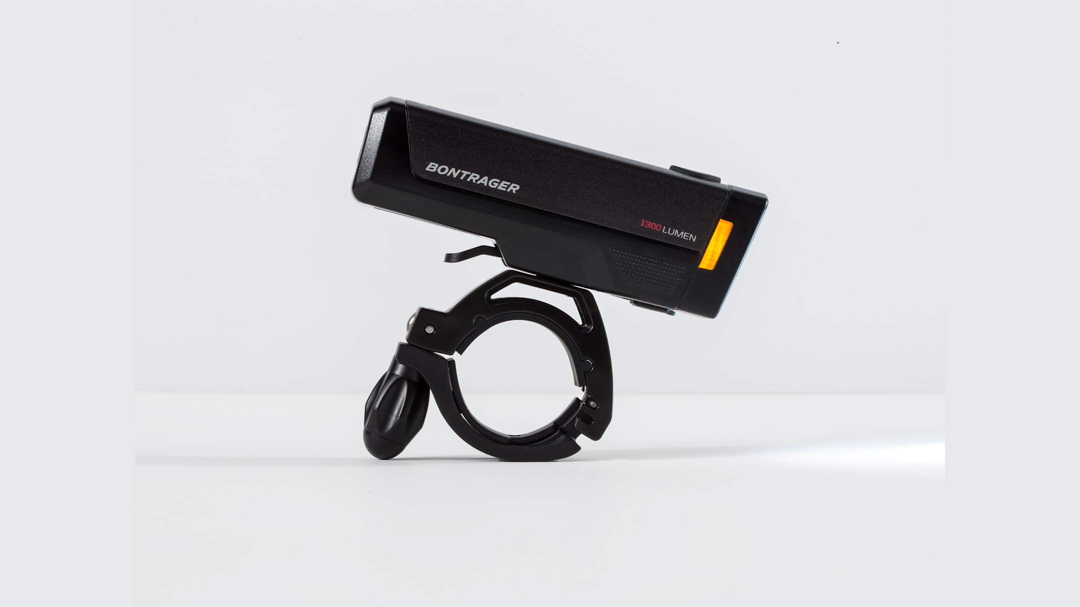 Bontrager Ion Pro RT Front Bike Light - Trek Bikes