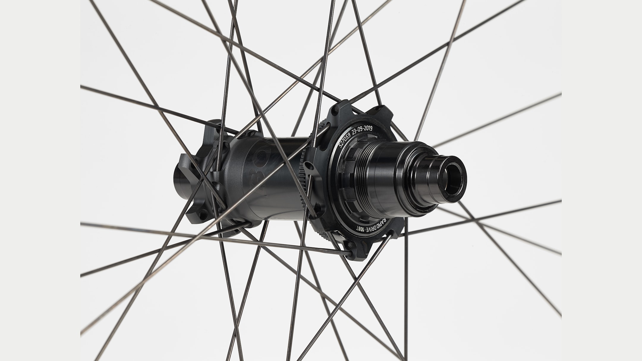 Bontrager Line Pro 30 TLR Boost 29 MTB Wheel - Trek Bikes