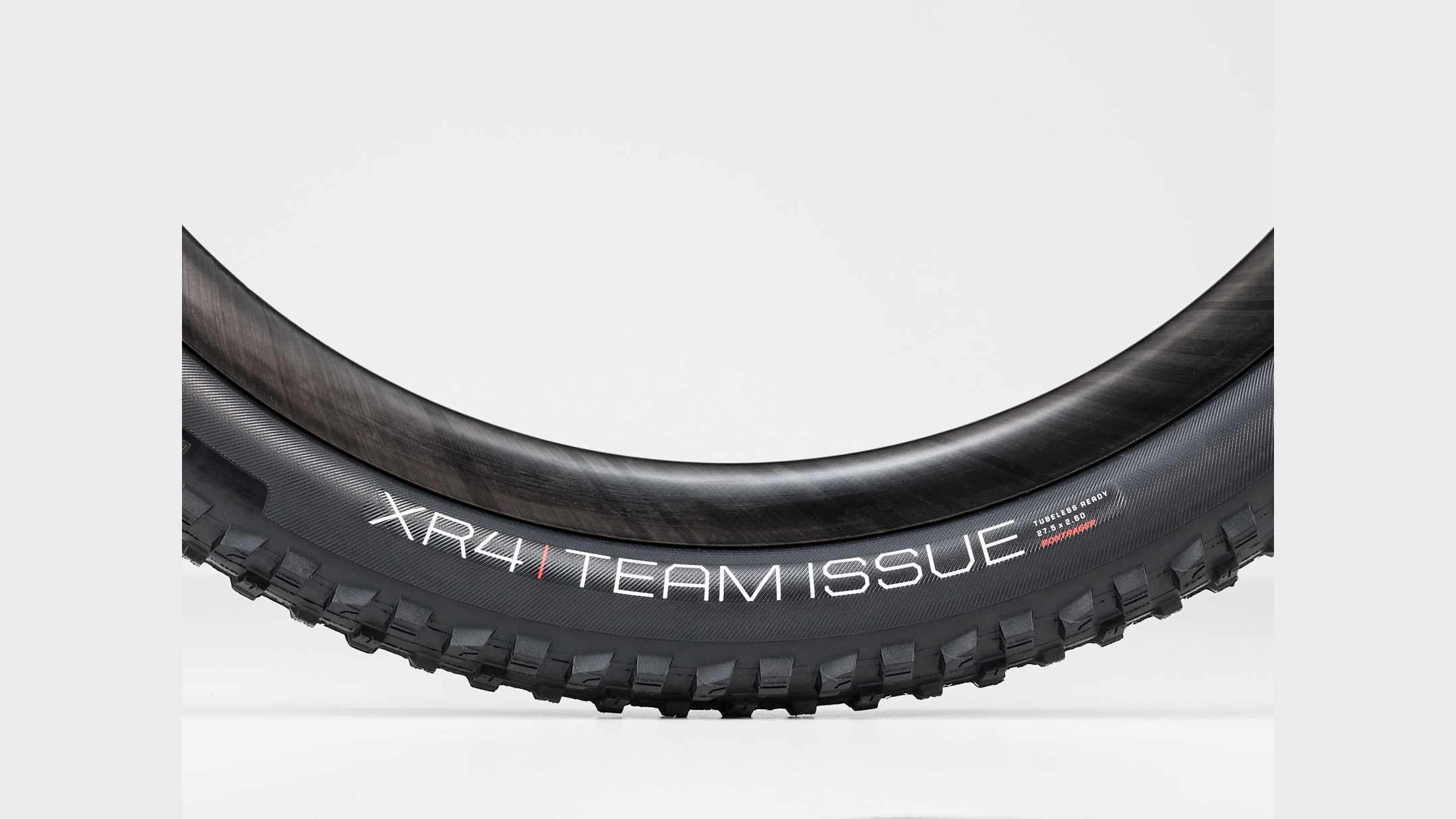 ボントレガー XR4 Team Issue 29 x 2.60（新車外し 2本） Bontrager XR4 Team Issue TLR MTB Tire - Trek Bikes