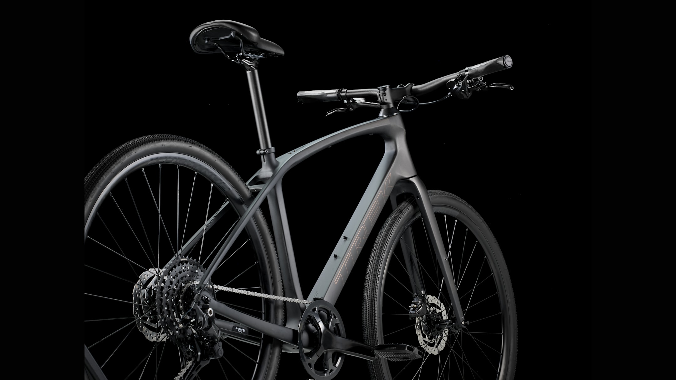 FX Sportカーボンフィットネスバイク – Trek Bikes (JP)