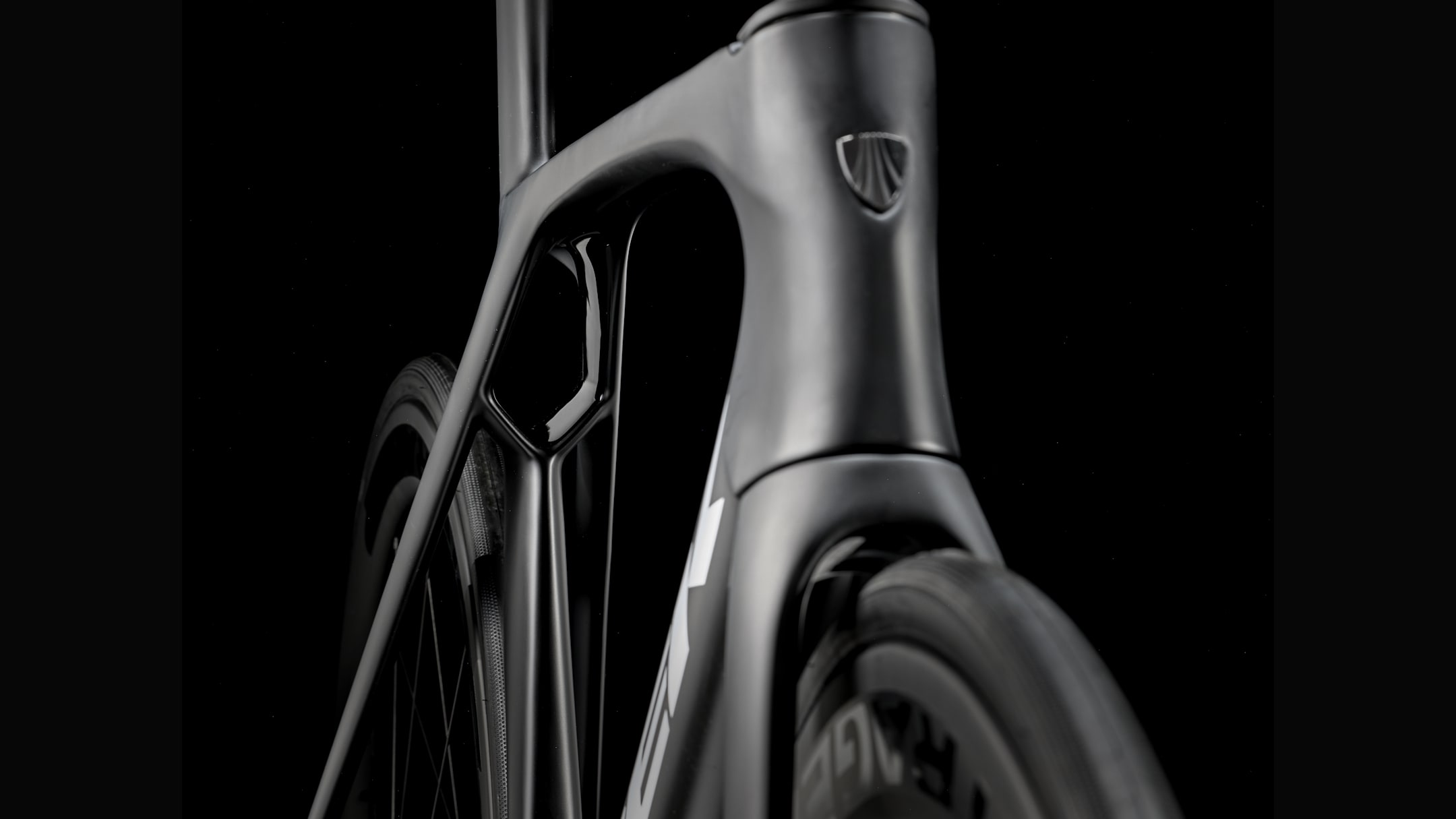 Madone SL 6 Gen 7 - Trek Bikes (JP)