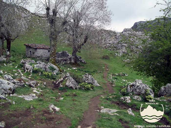 À descoberta dos picos da Europa - 1ª edição 2020 À descoberta dos picos da Europa - 1ª edição 2020