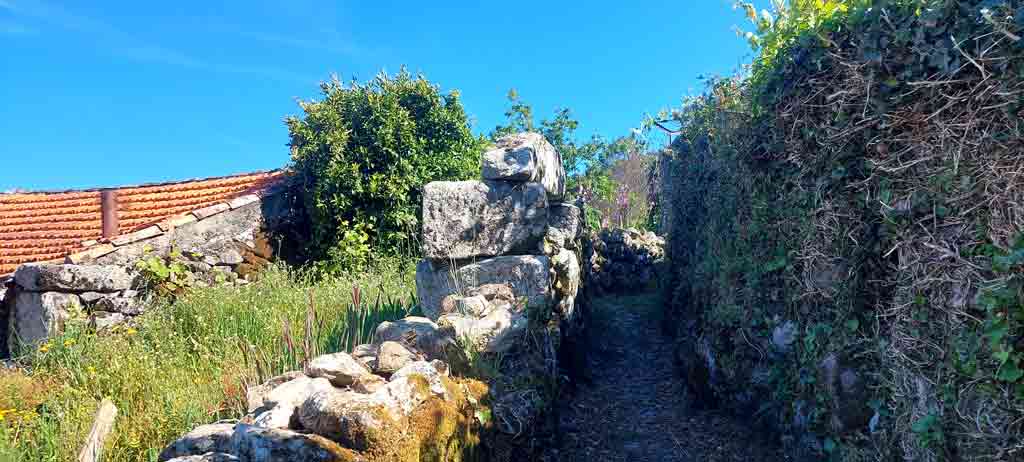 São Barnabé e os segredos da Serra São Barnabé e os segredos da Serra