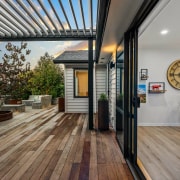 Indoor-outdoor relaxation. - Unfolding in moments - 