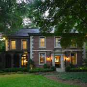 The current owners of this 1919 home wanted cottage, estate, facade, farmhouse, historic house, home, house, mansion, plantation, property, real estate, residential area, tree, green, black