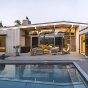 Pool elevation – reflecting on the future-proofed single 