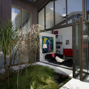 Urban pad, commercial building renovation - Urban pad, architecture, courtyard, home, house, plant, real estate, window, black