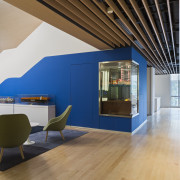 The fifth-floor reception lobby of the new head architecture, ceiling, house, interior design, living room, lobby, real estate, gray