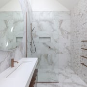 A high-quality porcelain tile mimics the appearance of 